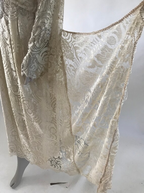 Vintage 1920s lace wedding dress with beading - image 5