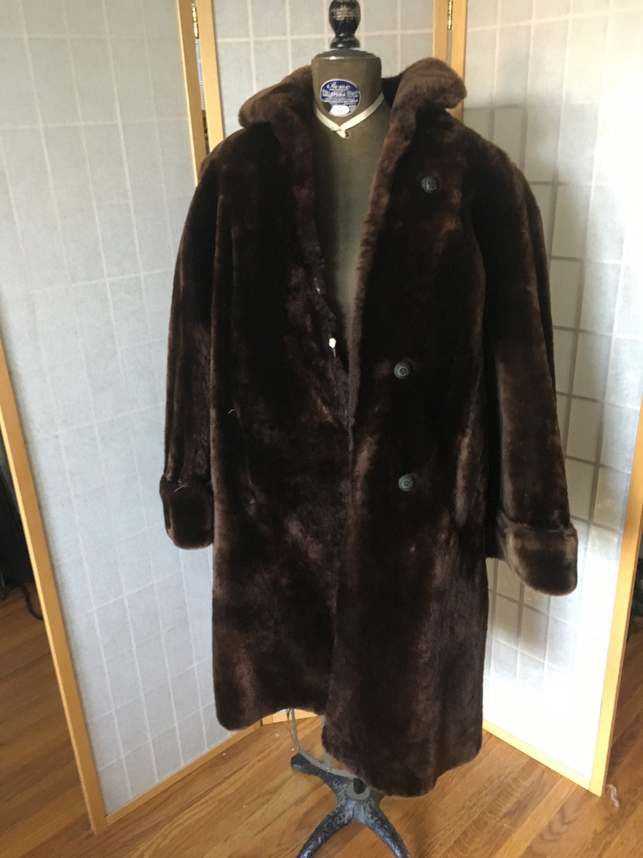 Vintage 1930's Brown Mouton Fur Plush Coat, Size medium Large