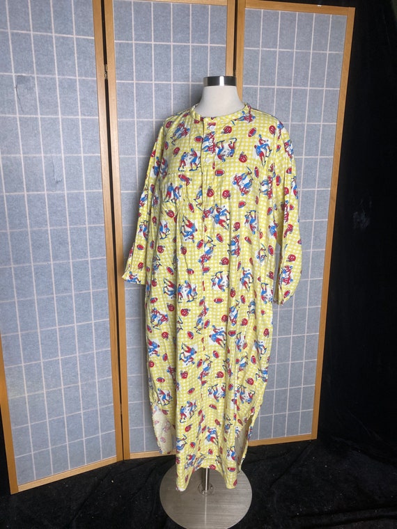 Vintage 1970’s yellow flannel pajama dress, onesi… - image 3