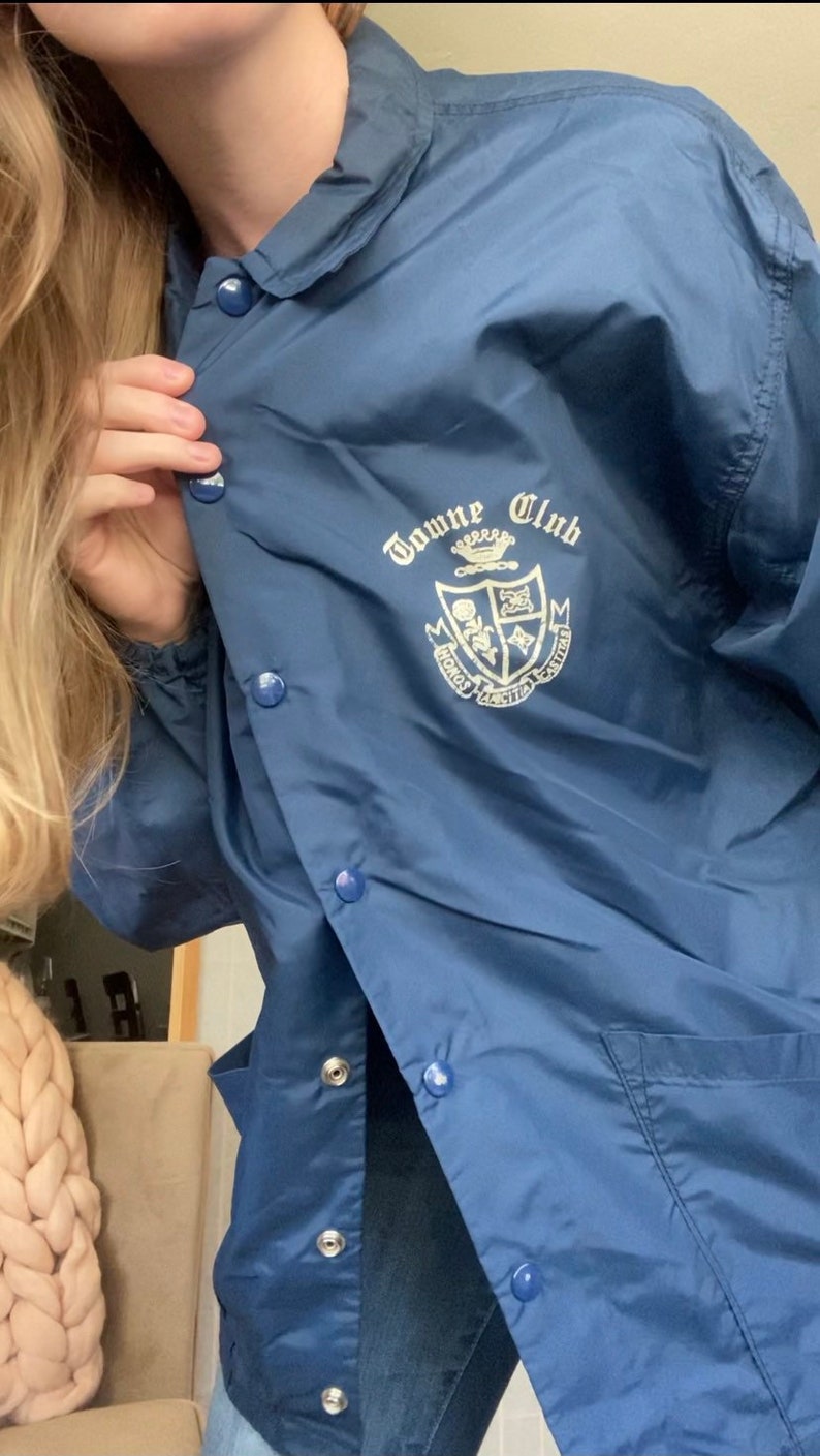 Vintage 1970s navy blue Towne Club windbreaker, size Large image 6