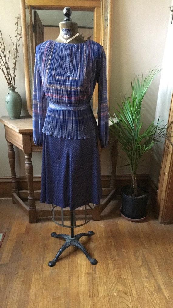 Vintage 1970's Blue Floral Two Piece Ensemble Top 