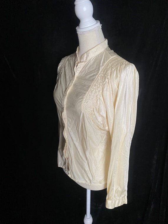 Vintage 1970’s funky cream blouse with micro plea… - image 4