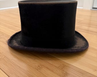 LINCOLN BENNETT & Co の王室紋章入り 1930 年代ヴィンテージ ファー