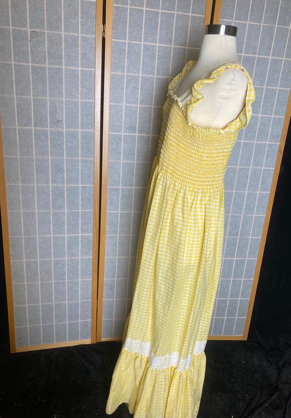 Vintage 1970’s yellow and white gingham sun dress… - image 5