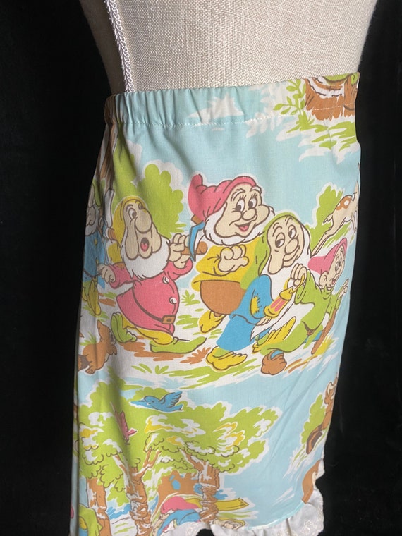 Vintage 1970’s handmade Snow White and the seven … - image 2