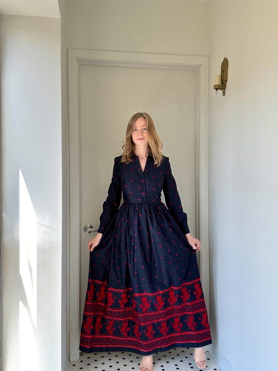 brown long sleeve midi dress Embroidered V-Neck Colour:Baby blue Women_Long_Trench 100% Cotton Shop Red Homecoming Dresses