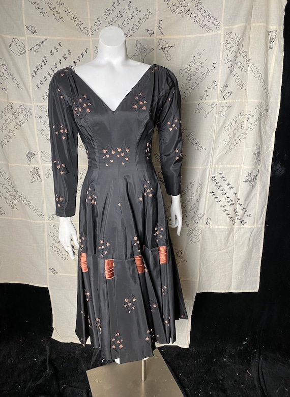 Vintage 1950’s black and copper fitted wiggle dres