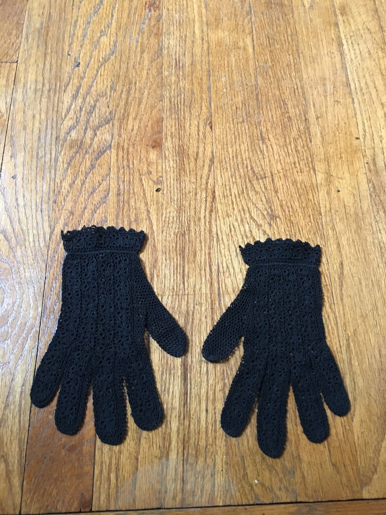 Vintage Unique Black Sheer Formal Gloves