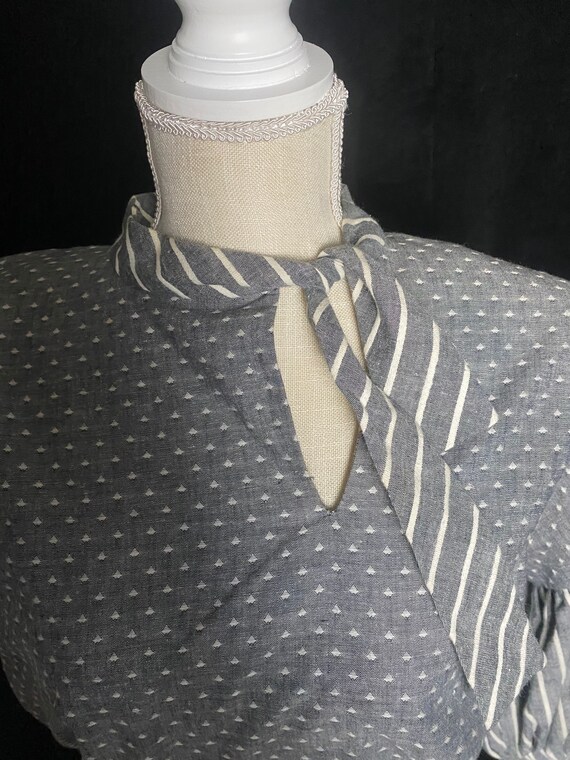 Vintage 1980’s gray and white stripe and polka do… - image 3