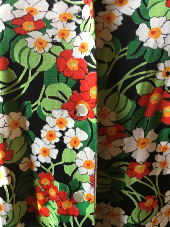 Vintage 1970's Red, green, and black Floral Butto… - image 2