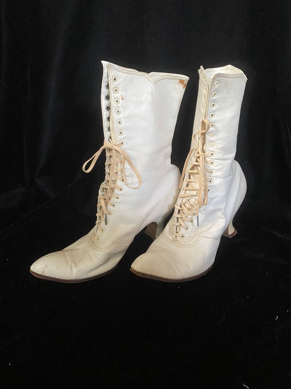 Antique early 1900s white leather women’s high he… - image 1