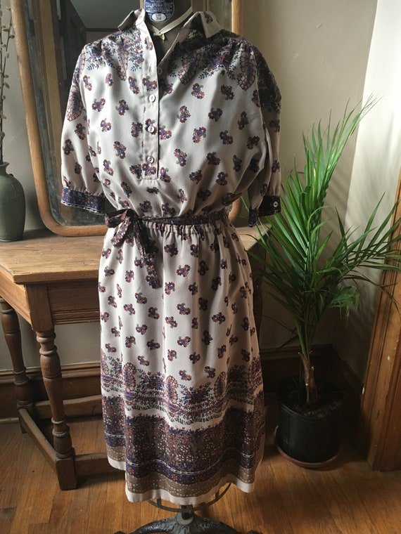 Vintage Tan and Brown Floral Autumnal Dress, size 