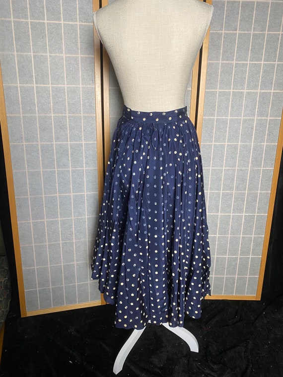 Vintage 1950’s navy blue circle skirt with white … - image 4