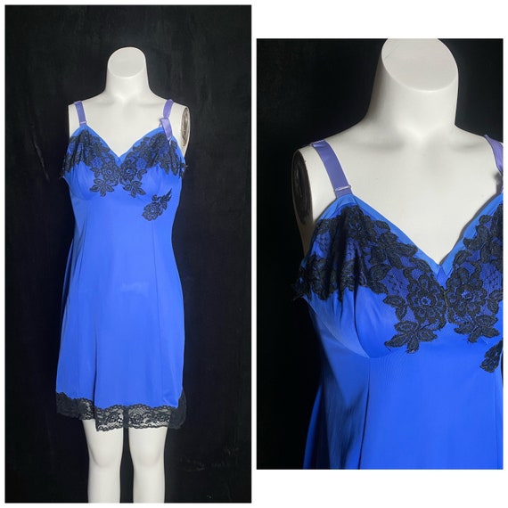 Vintage 1950’s blue and black lace Seamprufe slip… - image 1