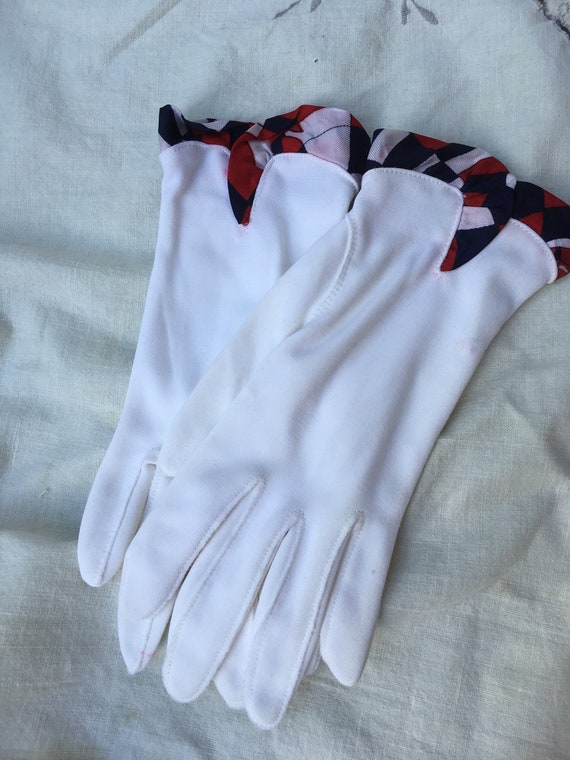 Vintage White Gloves with Red, White, Blue Plaid C