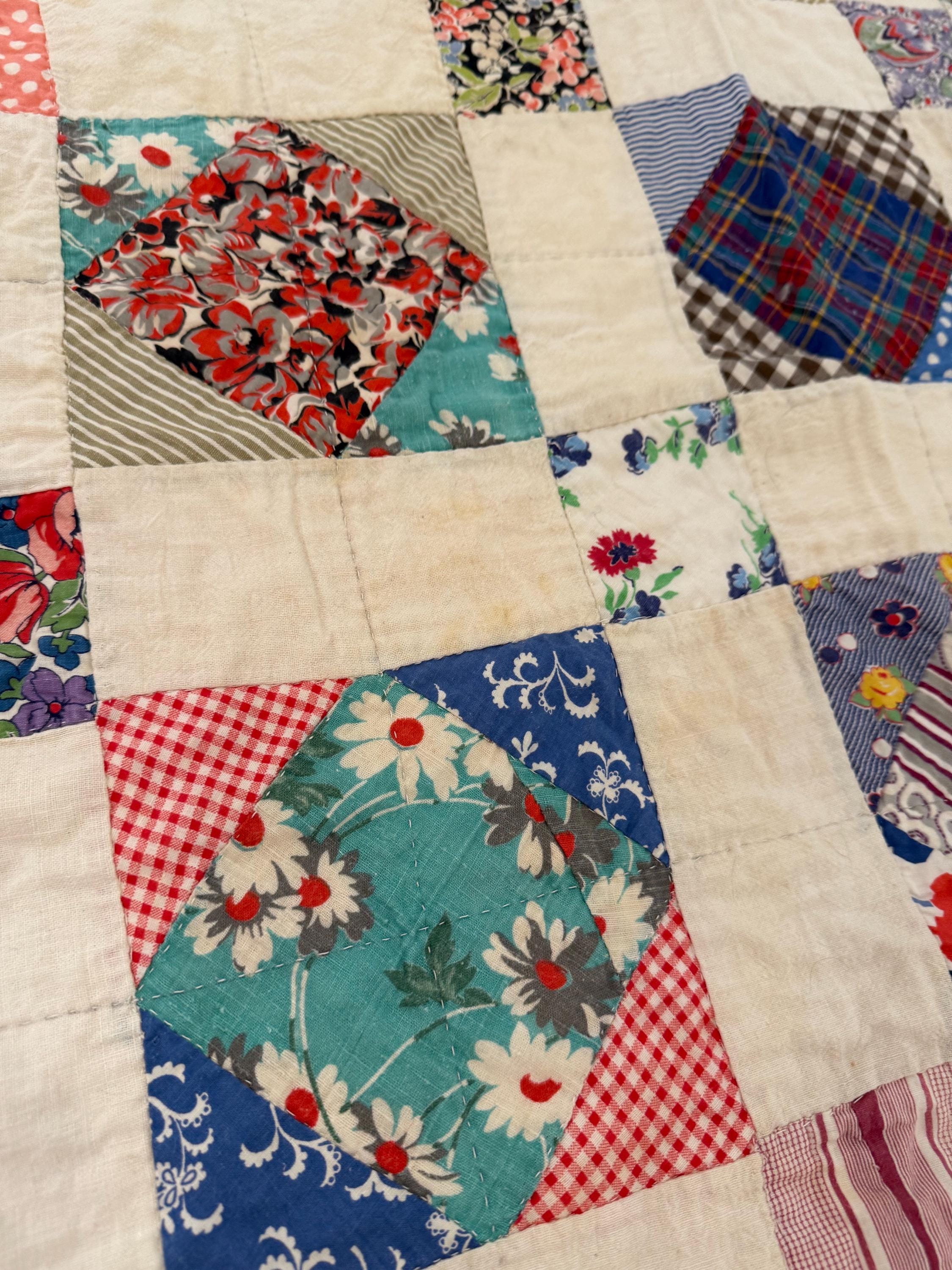 1940年代から1950年代のヴィンテージコットンパッチワークキルト、62 x