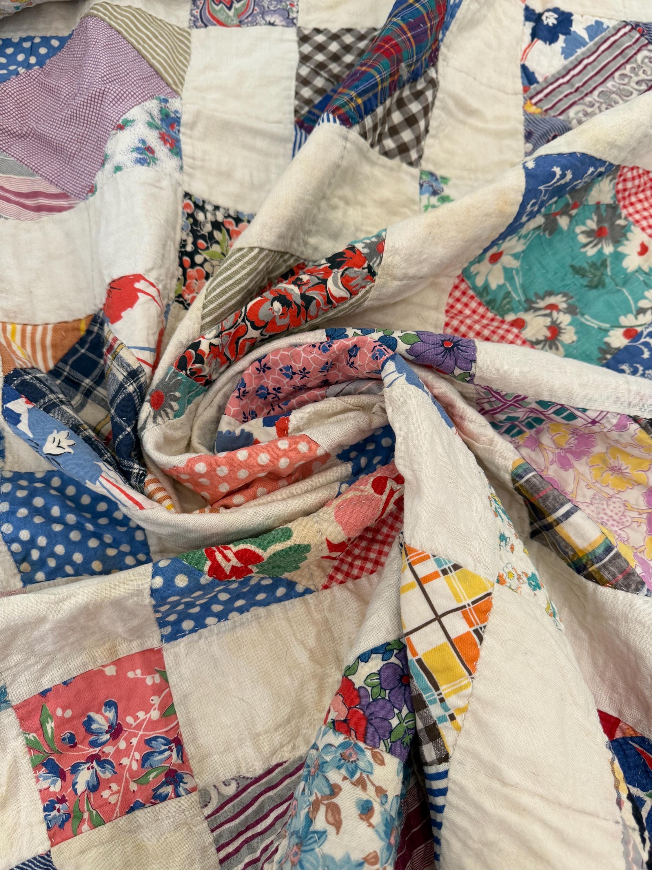 1940年代から1950年代のヴィンテージコットンパッチワークキルト、62 x