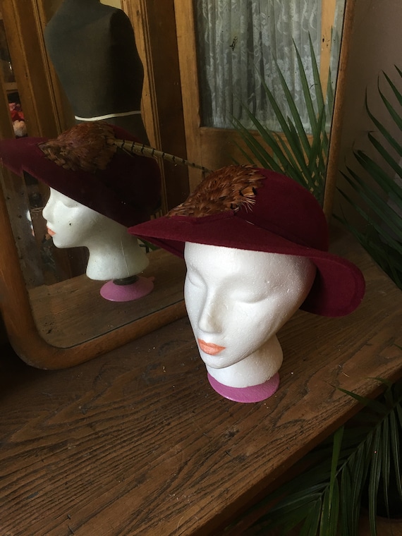 Vintage Magenta Hat with Feathers - image 1