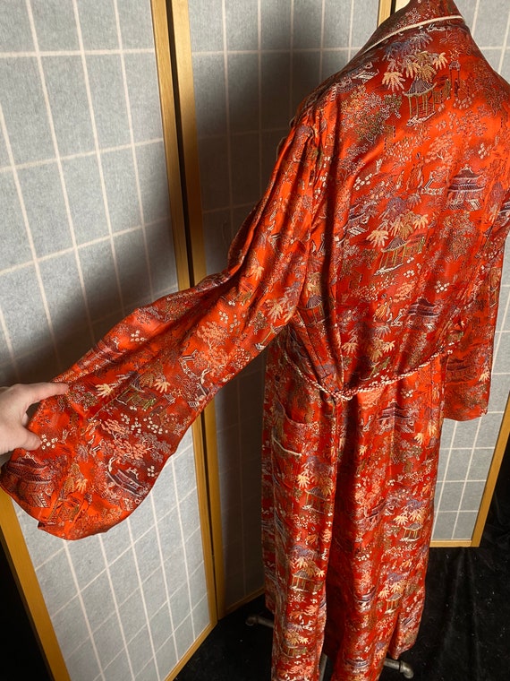 Vintage 1960’s red Japanese souvenir robe, size m… - image 7