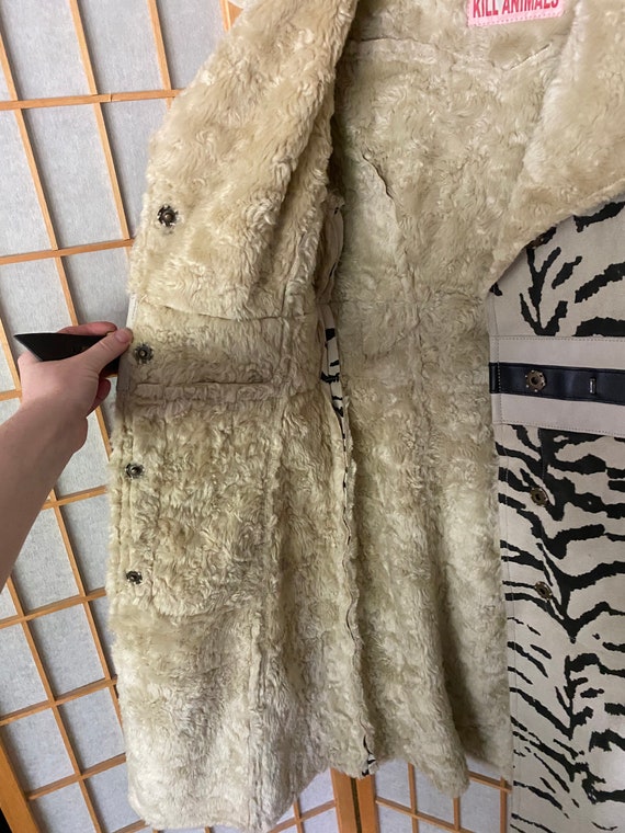 Vintage 1990's White Faux Tiger Fur Faux Suede Co… - image 5