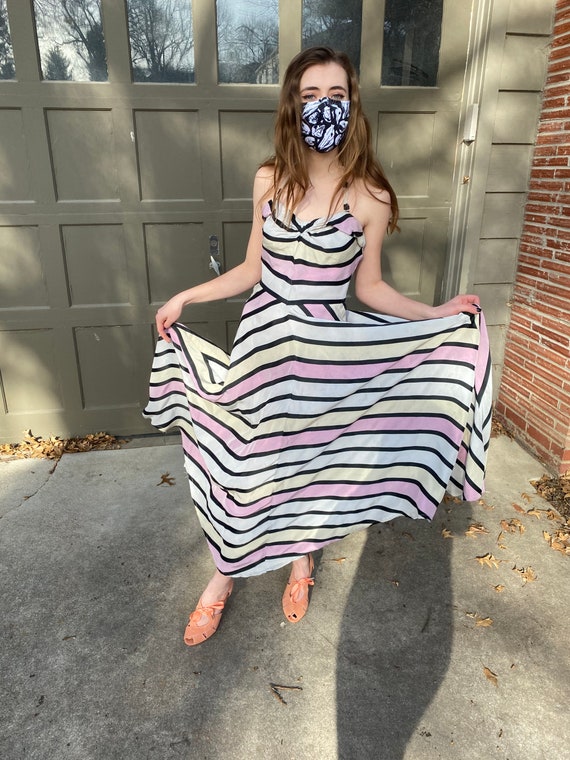 Vintage 1940’s purple striped halter dress, size s