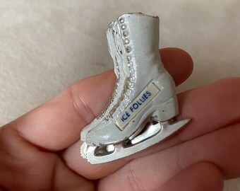 Broche Patineur Sur Glace En Argent Sterling - Forme Libre - Neuf Sans Emballage