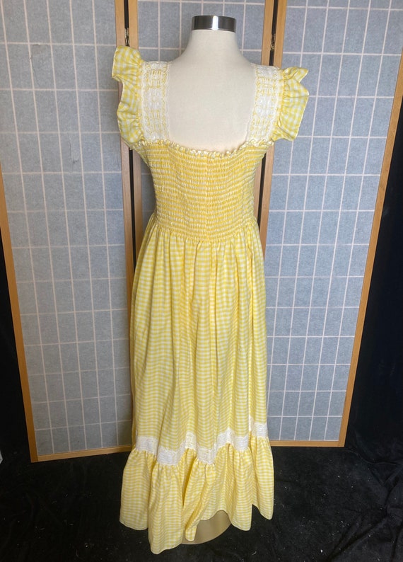 Vintage 1970’s yellow and white gingham sun dress… - image 8