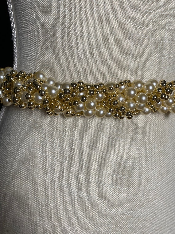 Vintage 1980’s white and gold chunky beaded belt - image 3