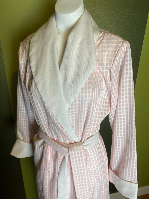 Vintage 1980’s pink and white gingham robe with t… - image 2