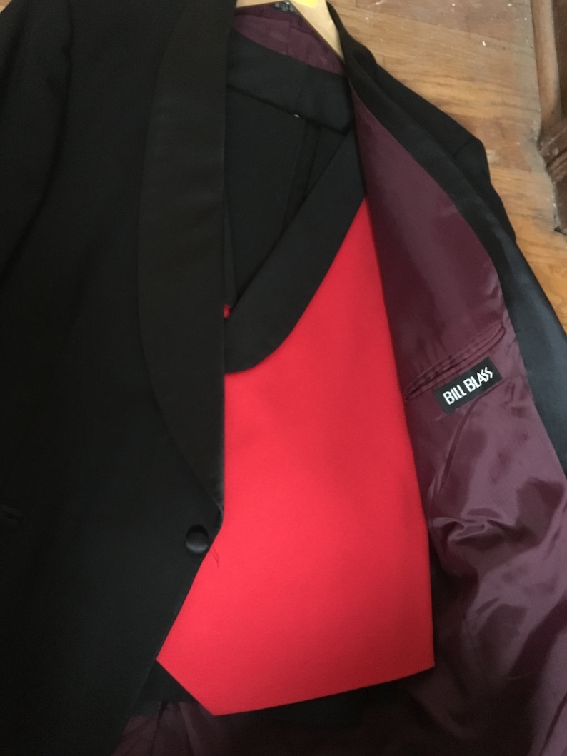 Vintage 48 Regular Black and Red Bill Blass 3-Piece Suit