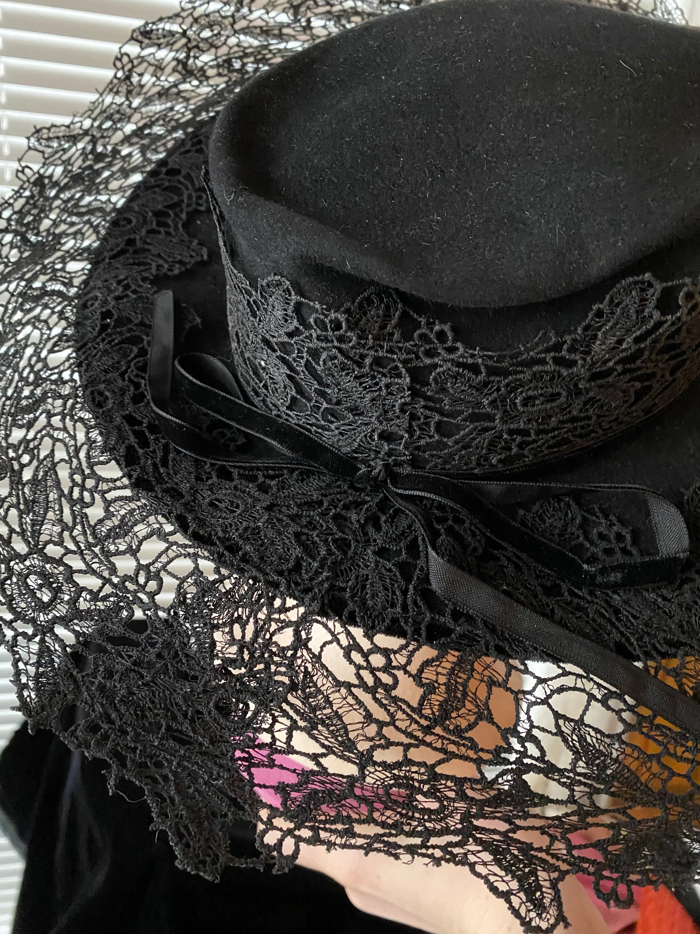 Vintage 1920, 1930's Black Dramatic Lace Sun Hat Millenary