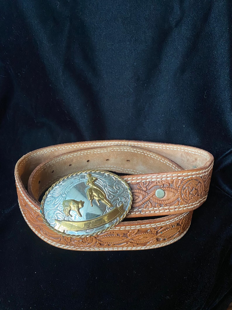 Vintage 1980/'s Brown Tooled Leather Belt with Large Rodeo Belt Buckle