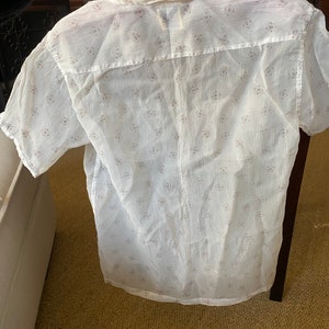 Vintage 1950's Pilgrim Sportswear Sheer White Short Sleeve Button Up Men's Collar Nylon Shirt, size medium large image 3