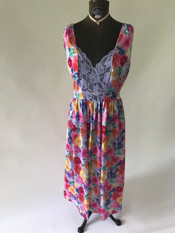 Vintage 1990s late 1980s knit bright floral print