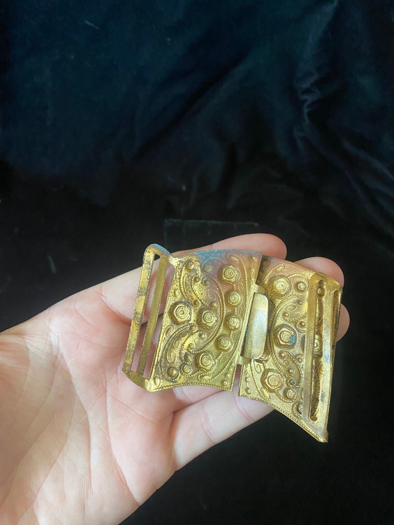 Vintage 1940s pressed gold metal middle eastern belt buckle image 5