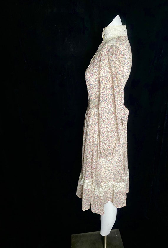 SALE Vintage 1970’s calico floral Gunne Sax dress… - image 6