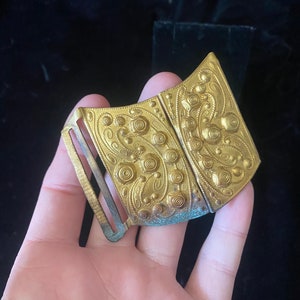 Vintage 1940s pressed gold metal middle eastern belt buckle image 3