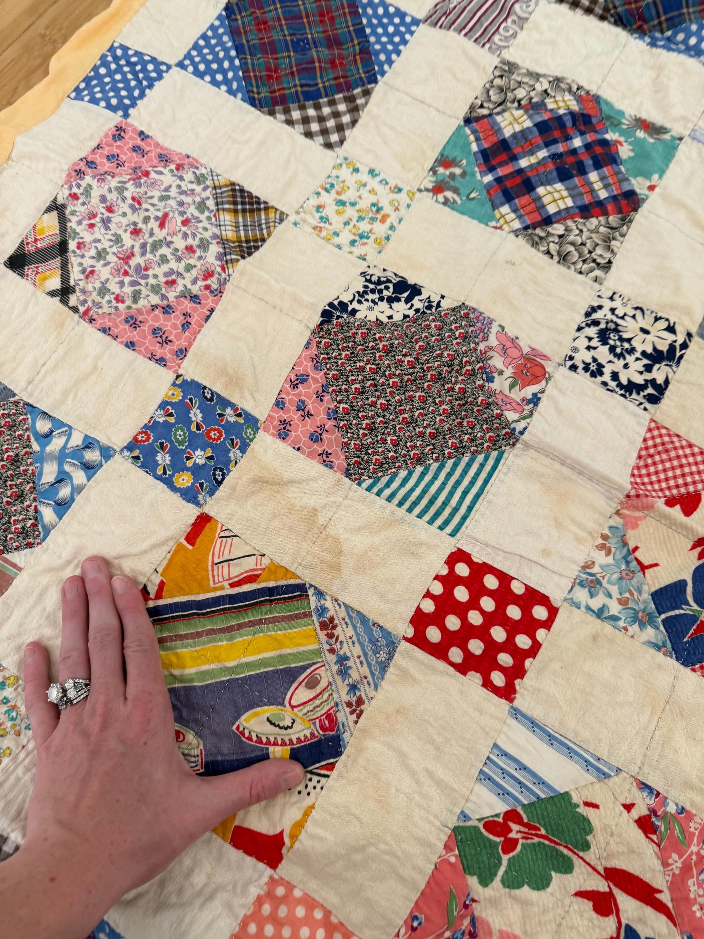 1940年代から1950年代のヴィンテージコットンパッチワークキルト、62 x