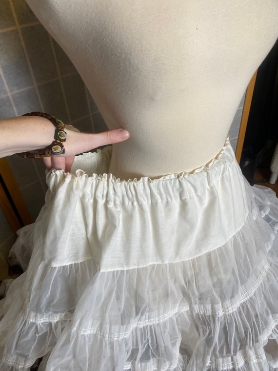 Vintage 1960’s white and brown full skirt pettico… - image 2