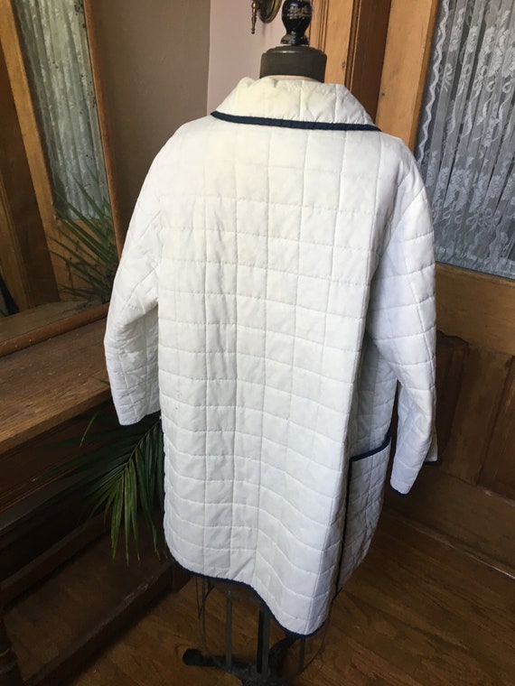 Vintage 1970's White puffy Quilted Winter Coat wi… - image 6