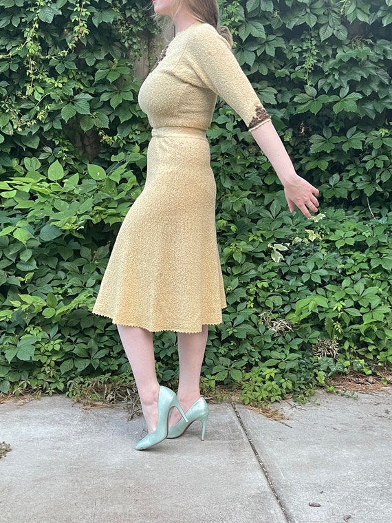 Vintage 1940’s cream knit dress with bronze beadi… - image 4