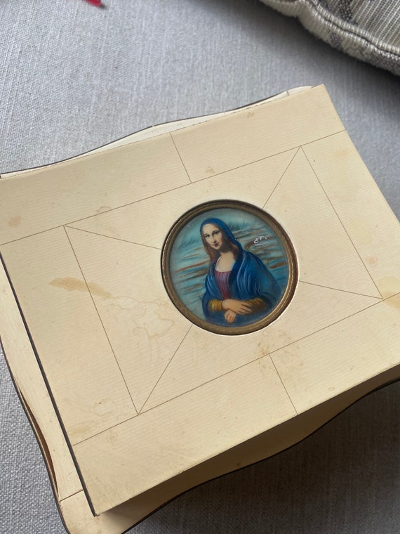 Vintage Mona Lisa Music Box and Jewelry Box - image 9