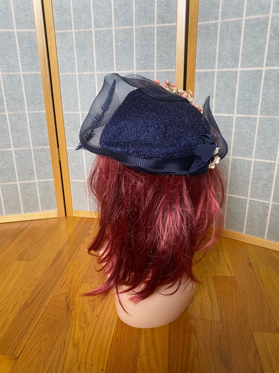 Vintage 1940s navy blue fascinator hat with mesh … - image 6