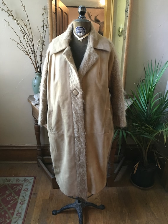 Vintage 1960's Tan Camel Knit and Suede Coat, siz… - image 1