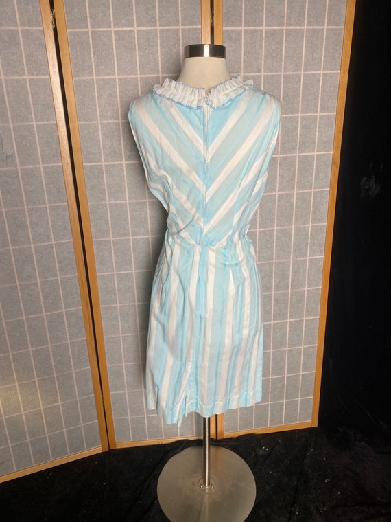 Vintage 1959’s blue and white stripe sleeveless d… - image 5