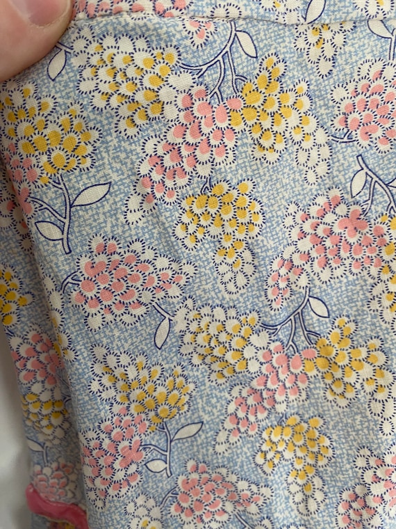 Vintage 1930’s blue, yellow and pink cotton flora… - image 5