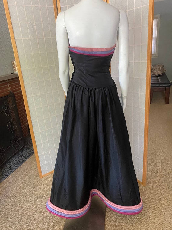 Vintage 1950’s black strapless party dress with p… - image 8