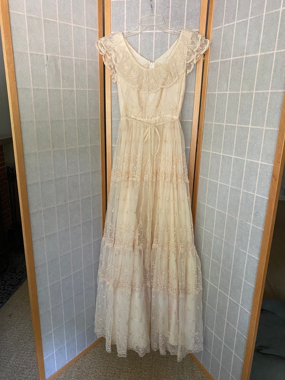 Vintage 1970’s cream lace tiered maxi dress