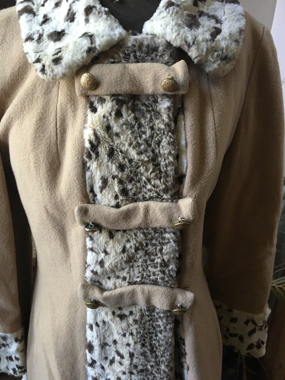 Vintage 1960's 1970's Tan Coat with Spotted Fur T… - image 2