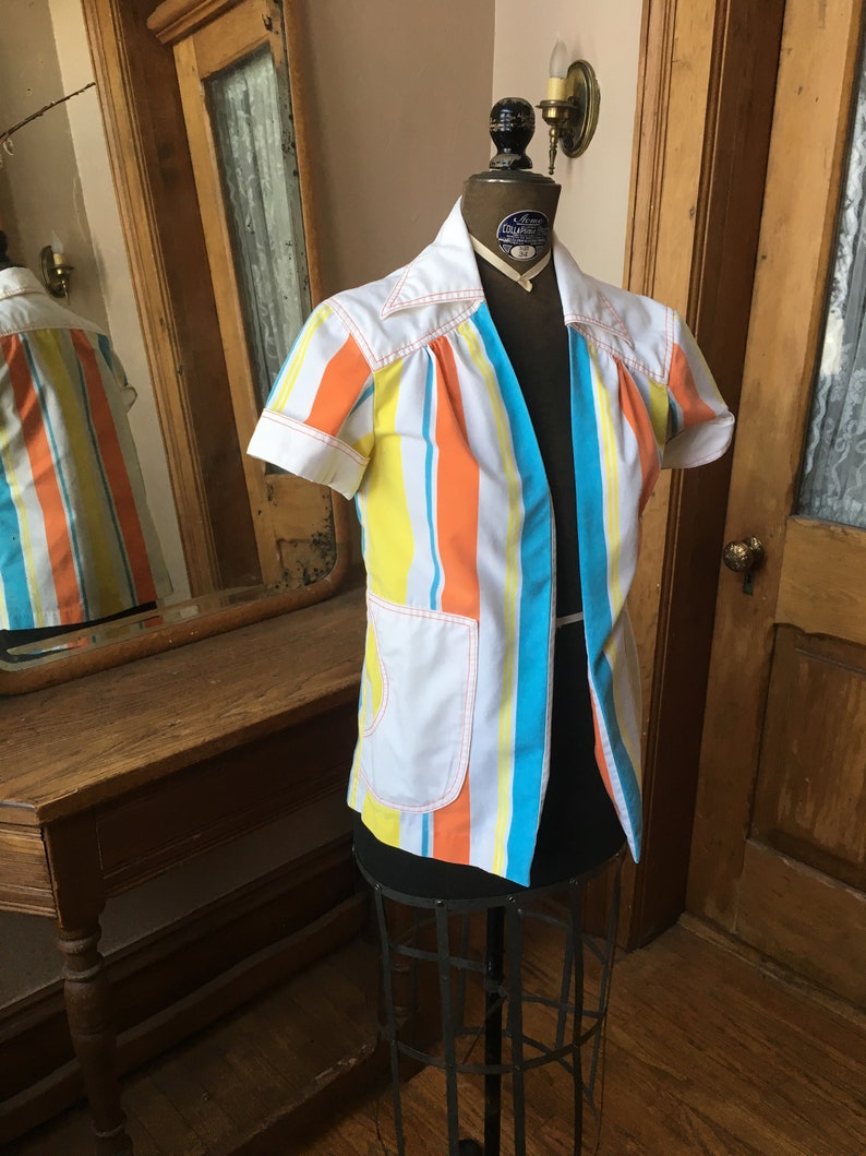 Vintage 1970's White, Blue, Yellow, Orange Short Sleeve Pocket Top, Size Medium by Dorothy Schoelen image 2